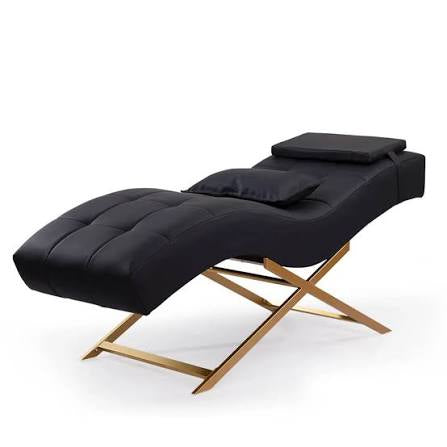 Curved lash bed